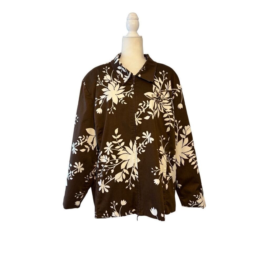 Susan Graver chocolate brown and white floral full zip collared jacket with pock